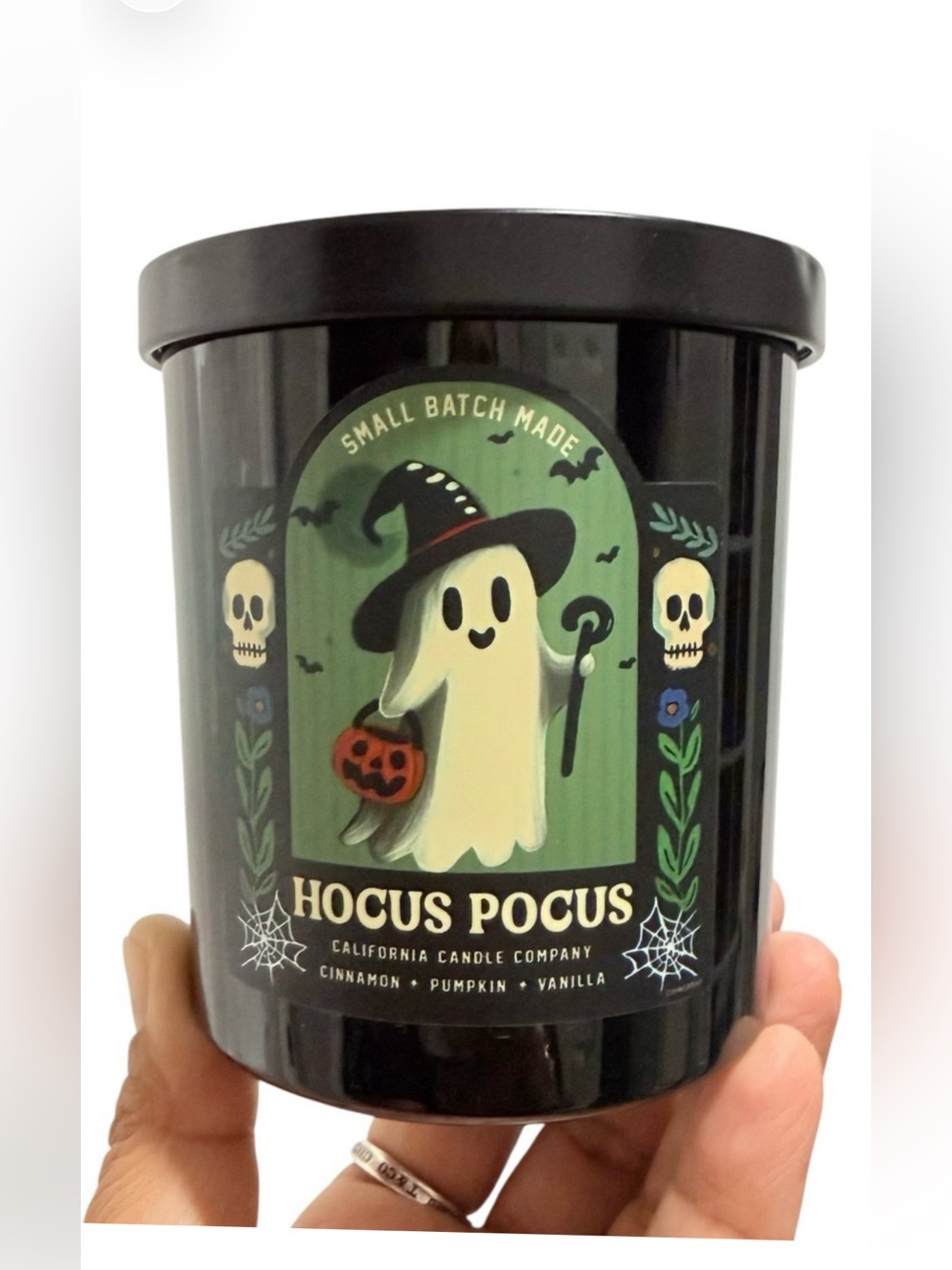 Leoben Company Hocus Pocus Luxury Scented Candle - Black